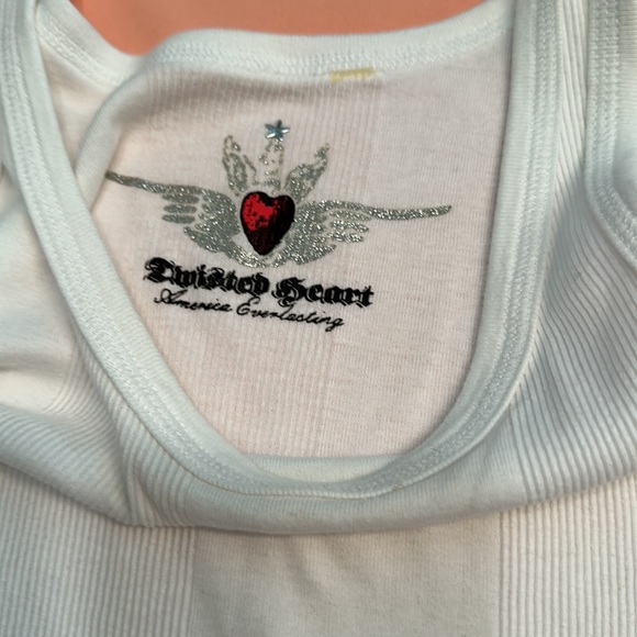 Twisted Heart top. White. - Picture 2 of 4